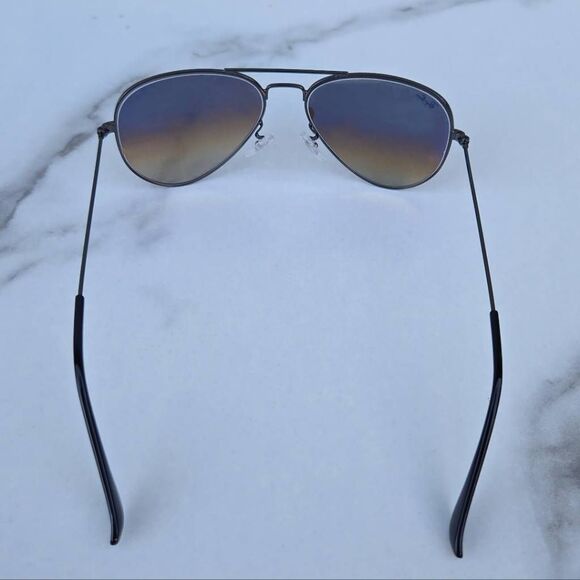 Ray-Ban Aviator Gunmetal and Light Brown Rainbow Gradient Sunglasses. RB3025 - Picture 7 of 9